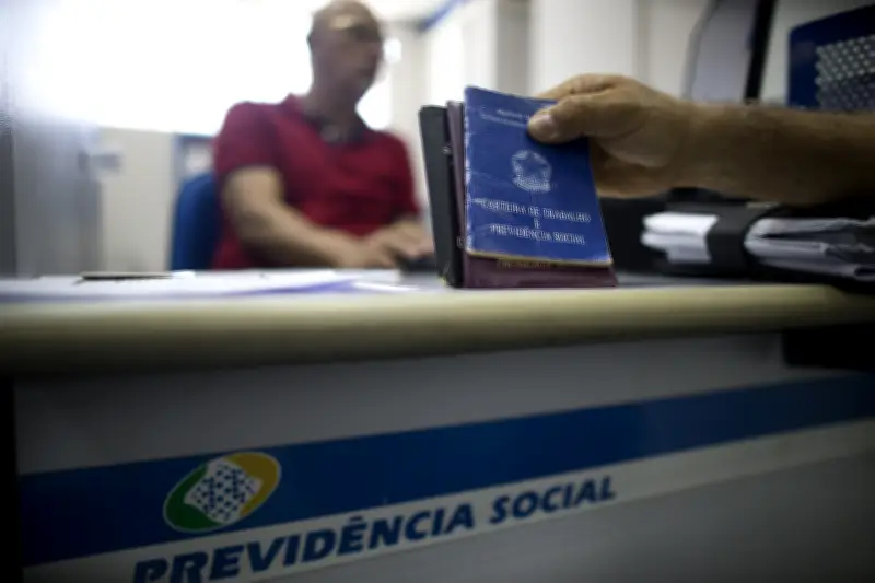 Plano de saúde deve ser mantido durante afastamento do trabalho?