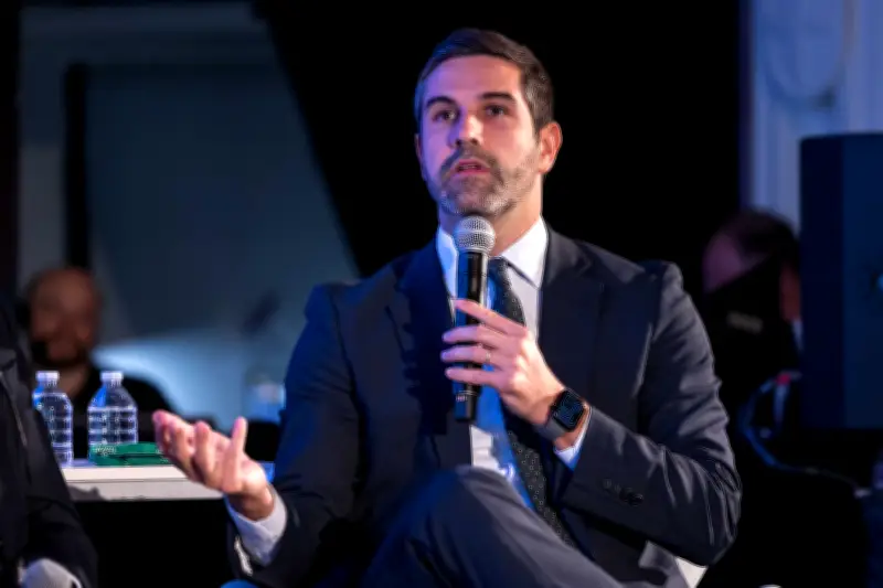 Possível tarifaço dos EUA pode trazer obstáculos, mas há espaço para negociação, diz Amcham