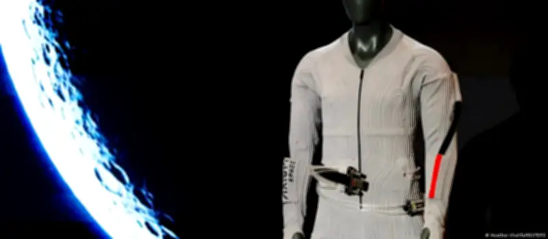 Prada cria roupa de baixo para astronautas da Nasa com tubos de ventilação