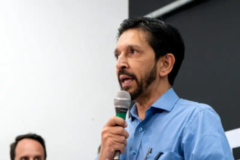Prefeitura de SP amplia contrato com ONG ligada a filme sobre Bolsonaro
