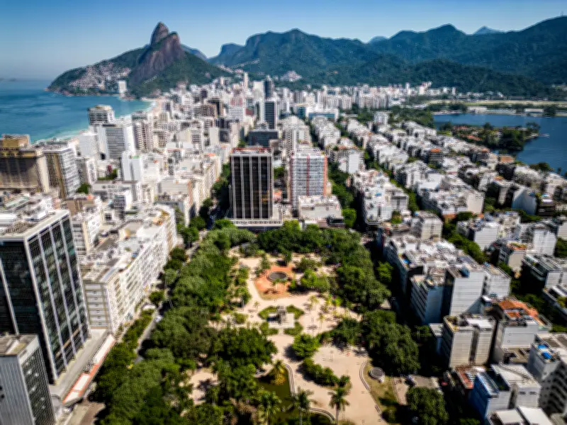 Preços explodem em trecho de Ipanema: valor do m² sobe 60%