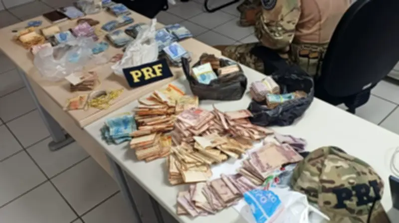 PRF apreende R$ 48 mil sem comprovação em Gravatá