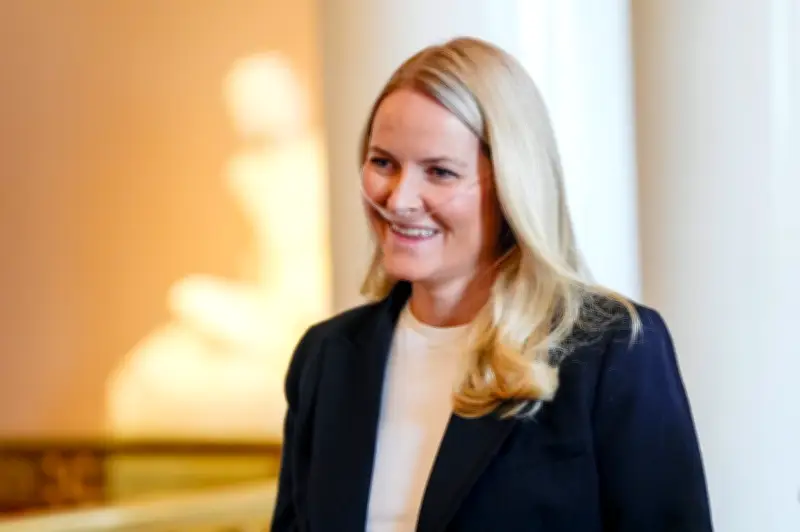 Princesa Mette-Marit da Noruega passa por transplante de pulmão