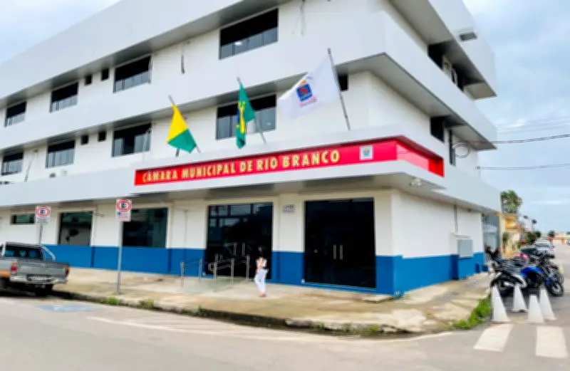 Procuradoria barra aumento de 120% no auxílio-saúde dos vereadores em Rio Branco