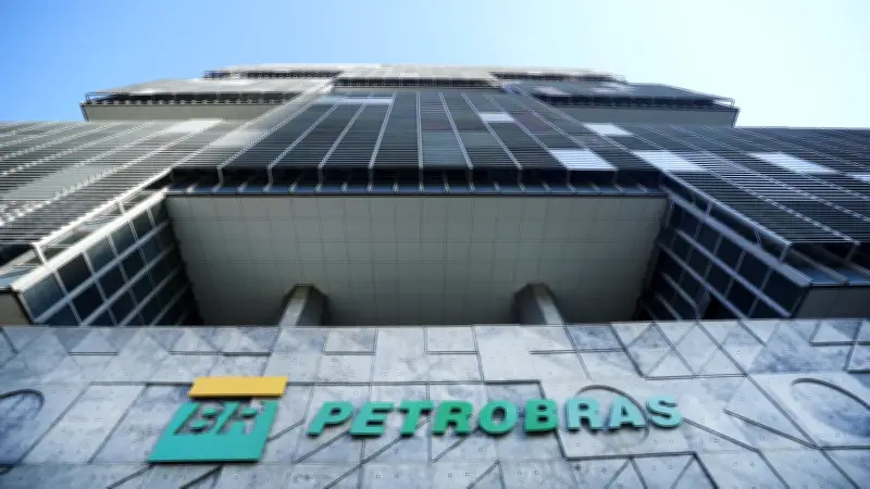 Produção de petróleo da Petrobras cresce 14% em maio, diz presidente