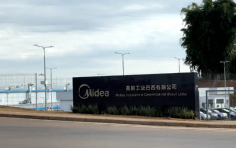 Produção retomada em fábrica chinesa após denúncia de agressão