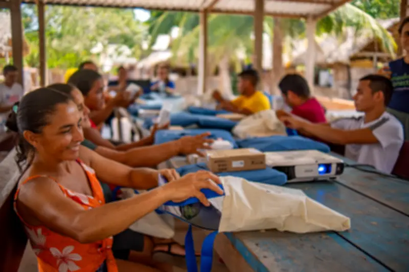 Projeto de inclusão digital conecta 2.700 moradores no oeste do Pará