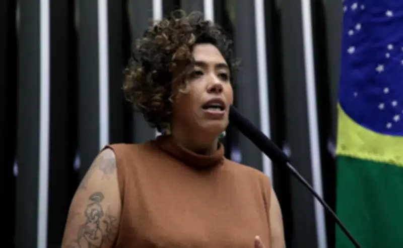Psol vai ao STF para reverter derrota do governo sobre aborto legal de menores vítimas de estupro