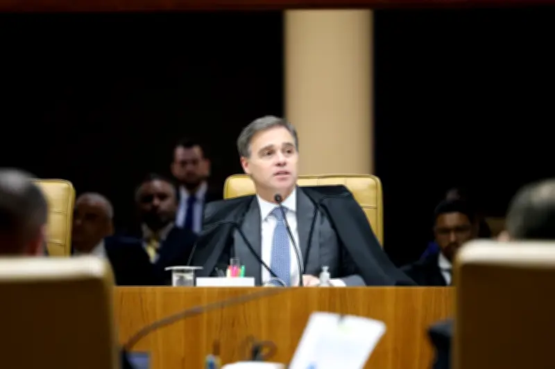 PT e PL lideram ações de remoção de conteúdo no TSE e antecipam 2026