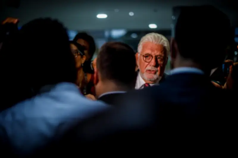 PT sai em defesa de Jaques Wagner após PF alvo no caso Master