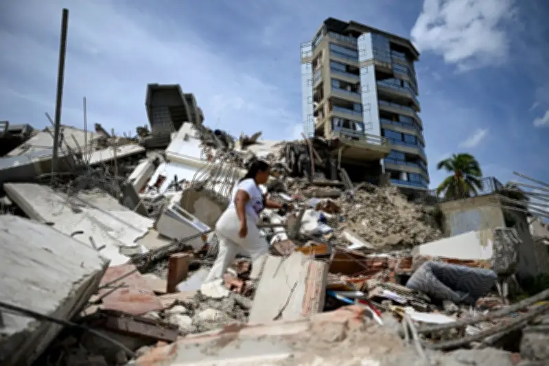 Quase 1.000 mortos e 50 mil desaparecidos após terremotos na Venezuela