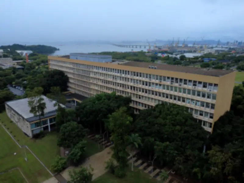 Queda de universidades brasileiras em ranking mundial preocupa