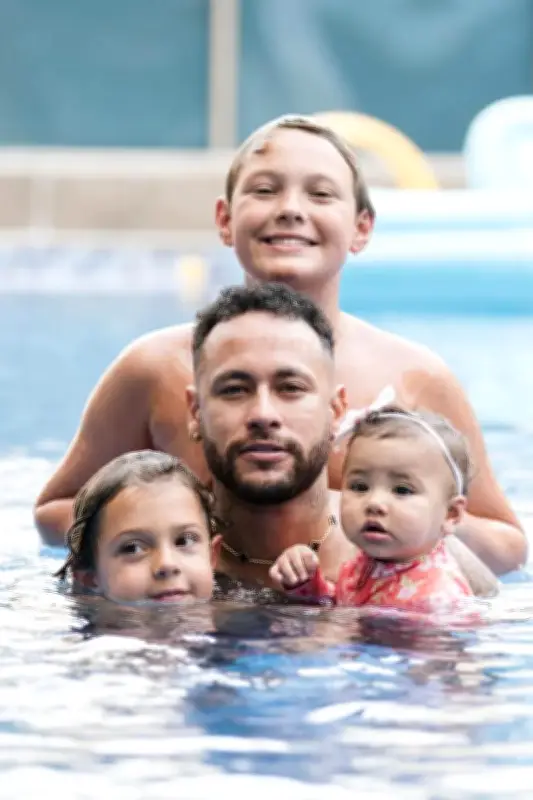 Quem são os filhos de Neymar? Conheça os 4 herdeiros do craque