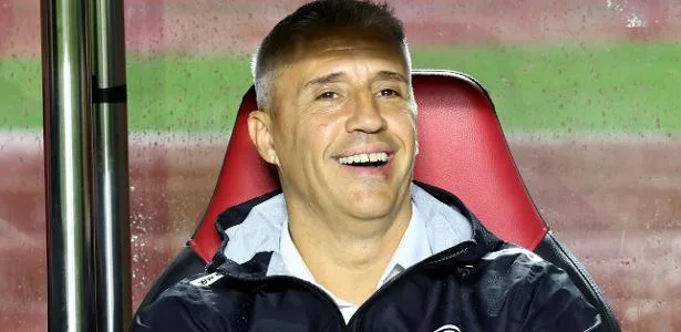 Racing Prioriza Hernán Crespo Para Comando Técnico
