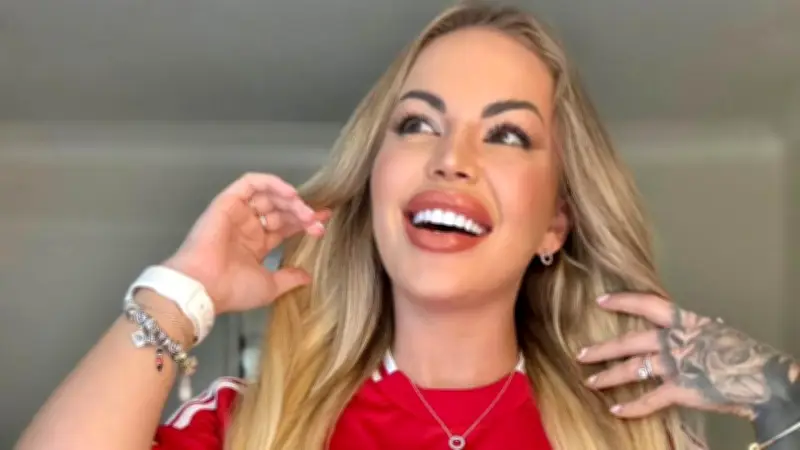 Ravena Hanniely gasta R$ 280 mil em estética e é confundida com WAGs