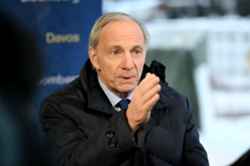 Ray Dalio alerta: bolha da IA pode estourar em breve