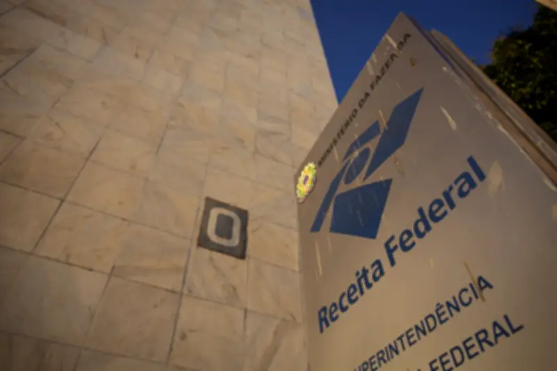 Receita adia para 2027 CNPJ obrigatório para pessoas físicas
