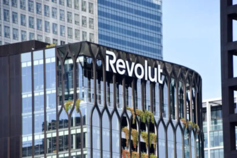 Revolut pode valer US$ 115 bilhões e superar Nubank em valor de mercado