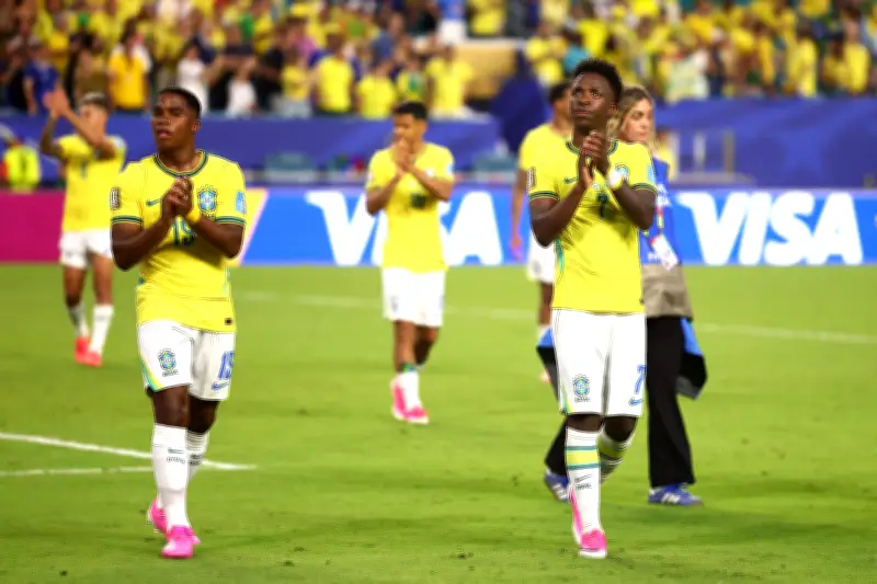 Rio altera funcionamento de comércio e serviços durante jogo do Brasil na Copa
