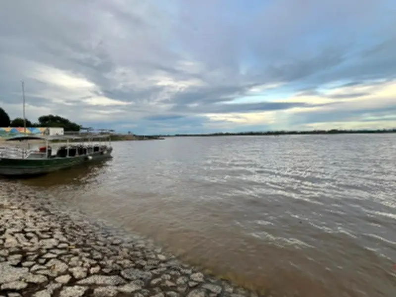 Rio Branco atinge cota de inundação em Caracaraí e alerta em Boa Vista