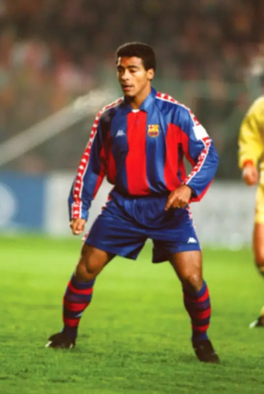 Romário celebra PSG e recorda final da Champions de 1994