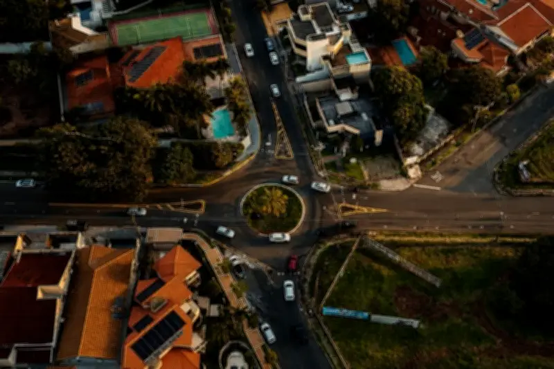 Rotatórias viram semáforos no Jardim Bela Vista em Campo Grande