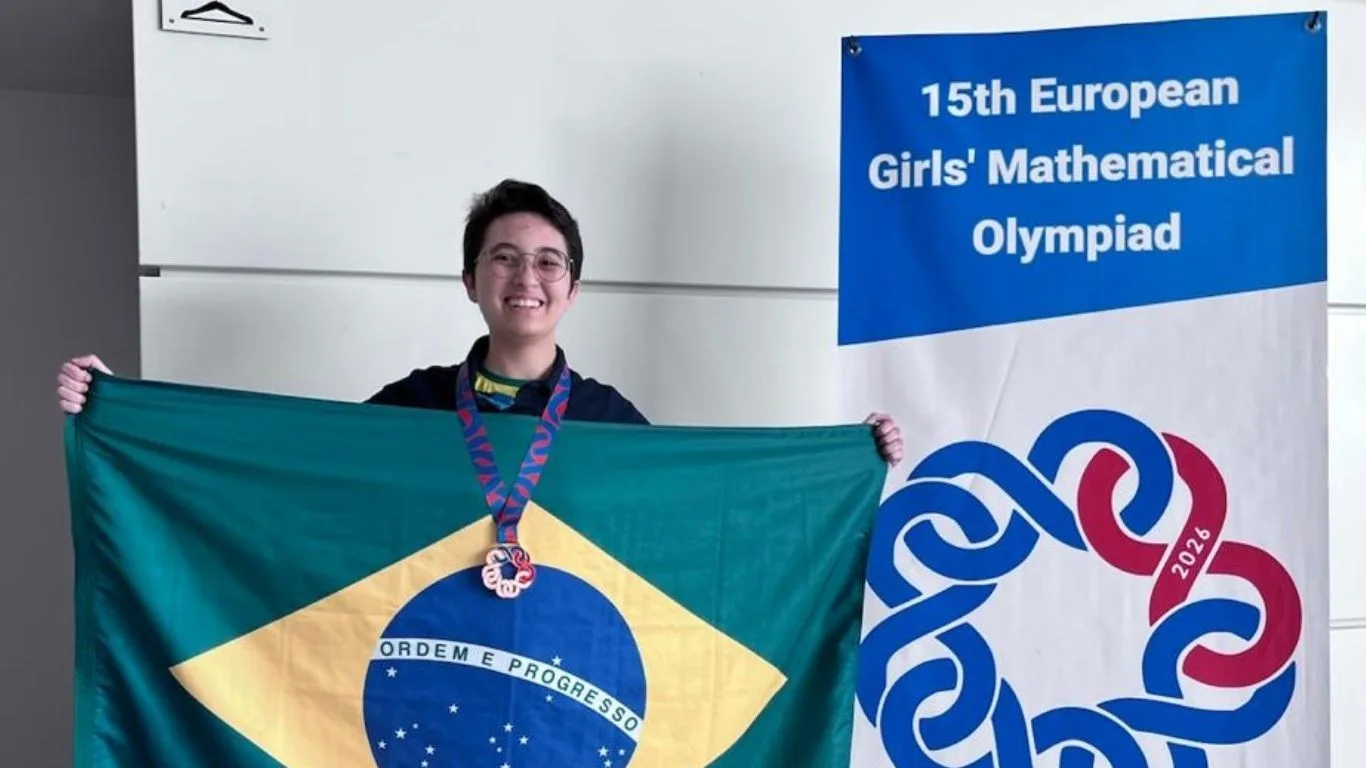 Rotina de 11 horas de estudo e paixão por números: conheça a medalhista brasileira em olimpíada de matemática