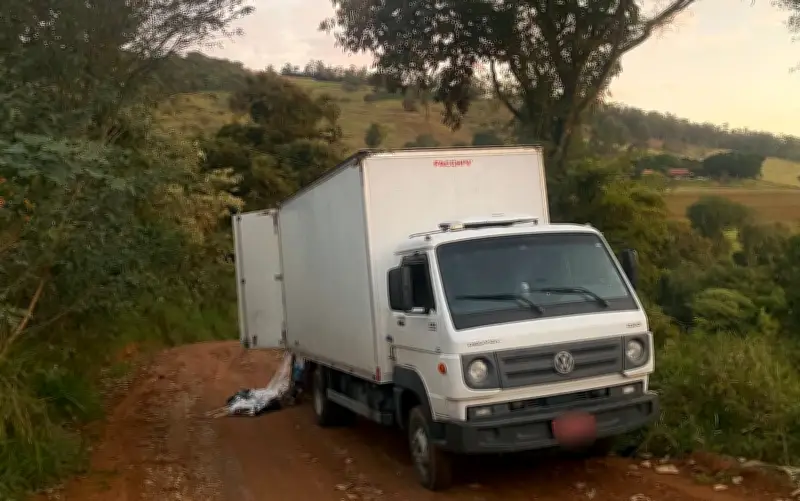 Roubo de carga de R$ 743 mil termina em tiroteio na Fernão Dias