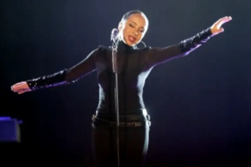 Sade Adu: o renascimento da popstar dos anos 80 entre os jovens