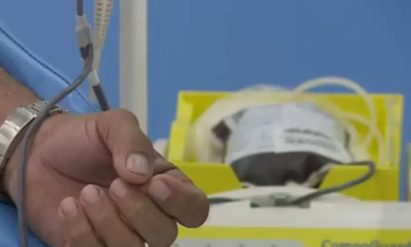 Salvo por transfusão na adolescência, homem se torna doador de sangue