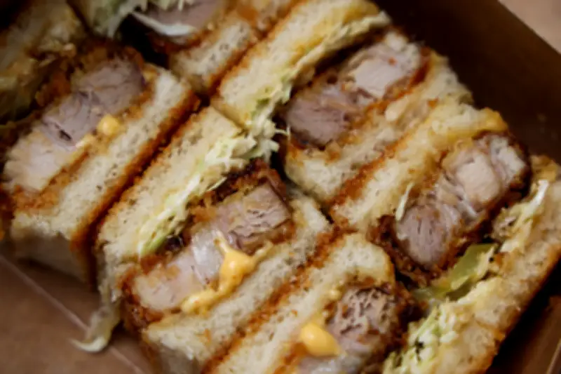 Sando: o sanduíche japonês que conquistou o paladar brasileiro