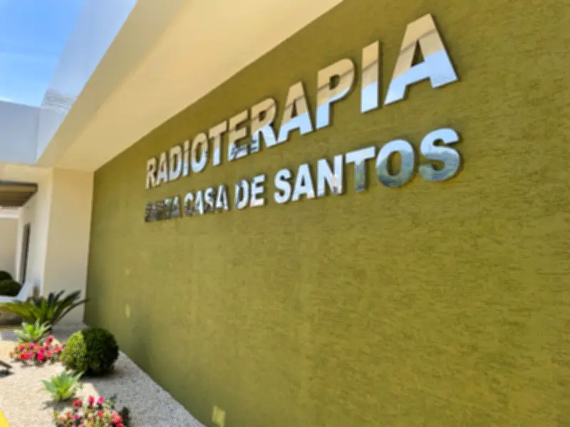 Santa Casa de Santos dobra capacidade de radioterapia com novo acelerador