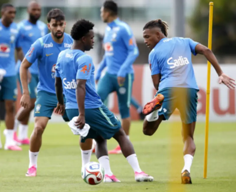 Seleção embarca para Copa com possíveis mudanças físicas e táticas