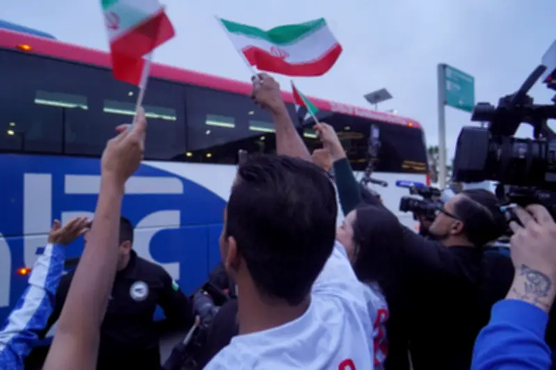 Seleção iraniana chega a Los Angeles após acordo de paz com EUA