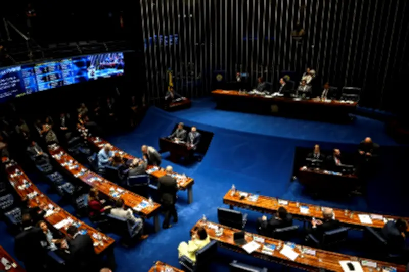 Senado bate recorde de trocas partidárias e vira terreno instável para governo