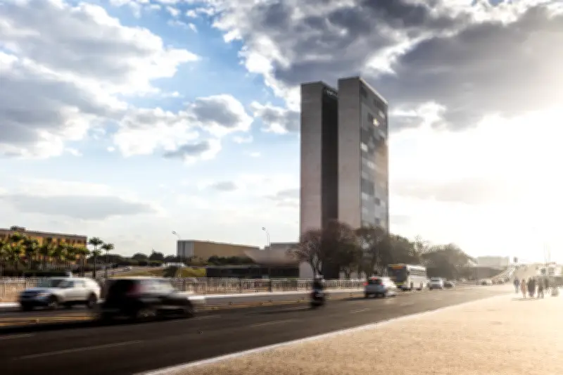 Senado recria aposentadoria precoce com impacto de R$ 30 bilhões