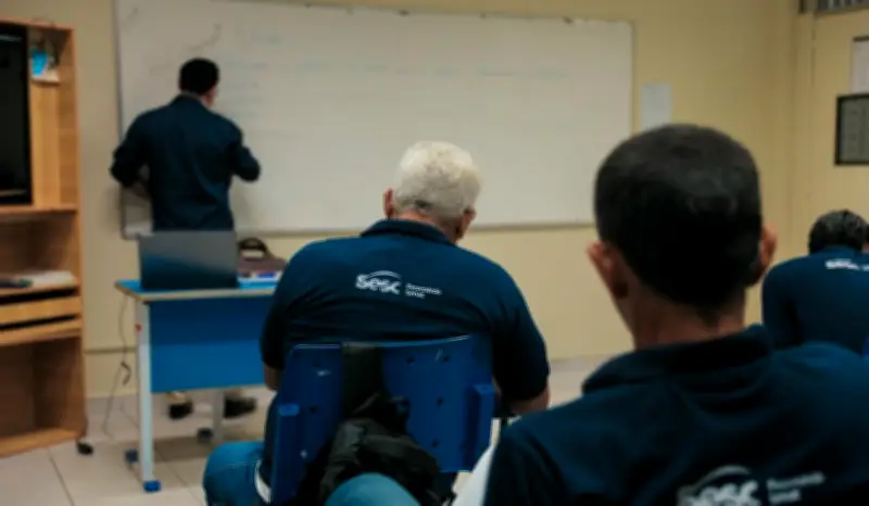 Sesc Manaus abre 80 vagas gratuitas para EJA; inscrições até 1º de julho