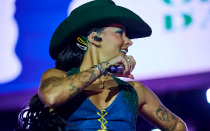 Show de Ana Castela reúne 30 mil pessoas no aniversário de Ribeirão Preto