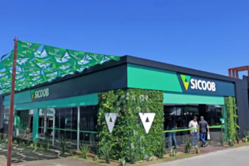 Sicoob Fronteiras marca presença na Rondônia Rural Show 2026