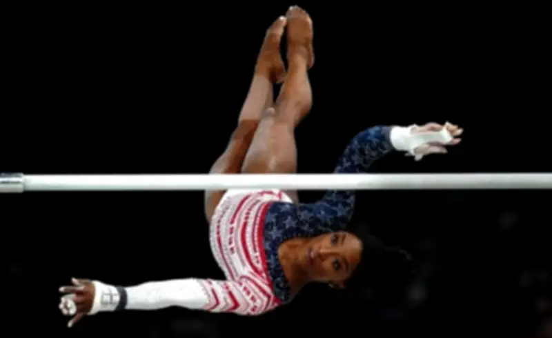 Simone Biles revela emergência médica 'assustadora' e quase morte