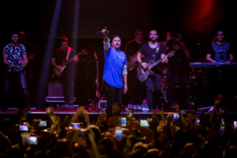 Sorriso Maroto se apresenta nesta sexta na Festa Junina de Votorantim