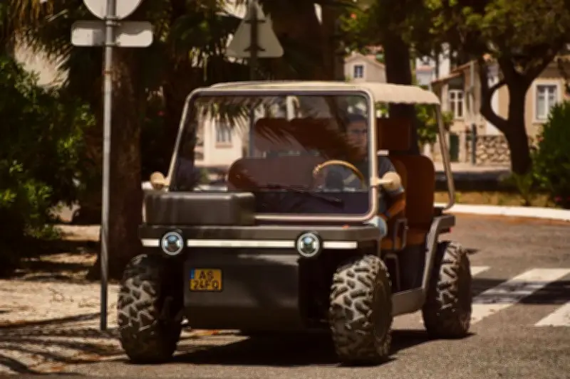 Startup portuguesa Amble lança carro modular elétrico Amble One