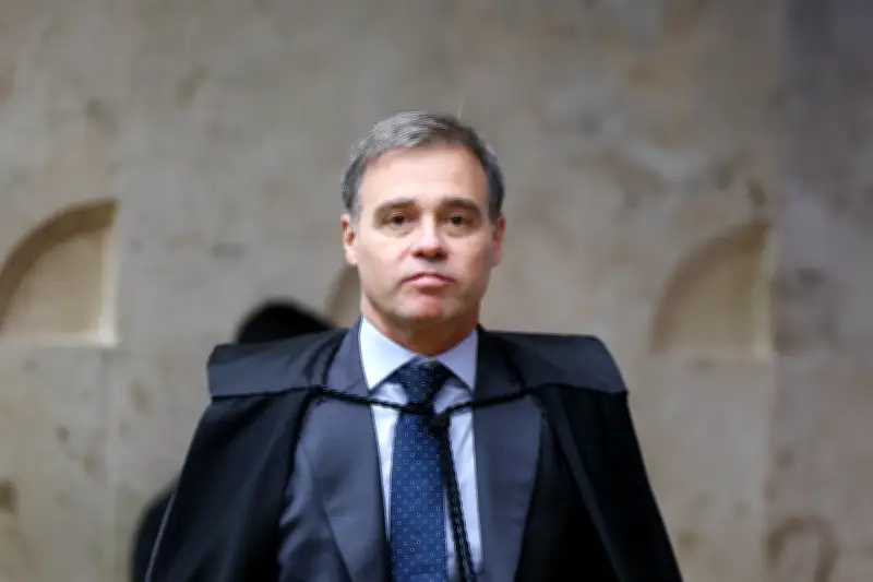 STF suspende multas da NR-1 sobre riscos psicossociais por 90 dias