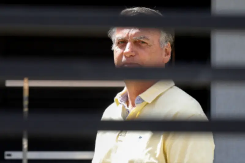 STM julga recurso de Bolsonaro para afastar ministro em caso de perda de patente