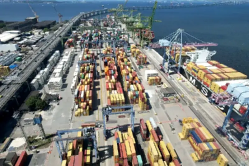 Tarifas dos EUA já afetam exportadores brasileiros mesmo antes de vigorar