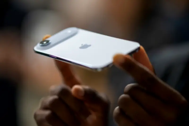 Tata Electronics sofre ataque cibernético; dados da Apple e Tesla vazam