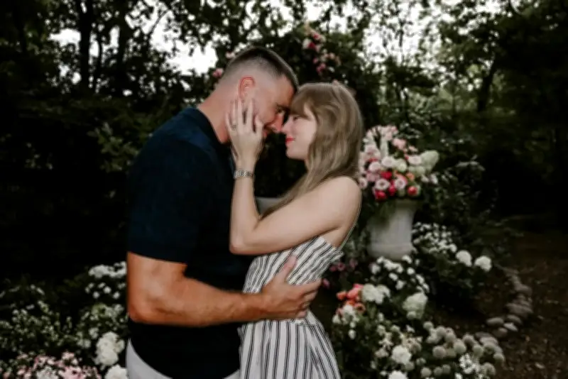Taylor Swift e Travis Kelce surpreendem fãs com local do casamento
