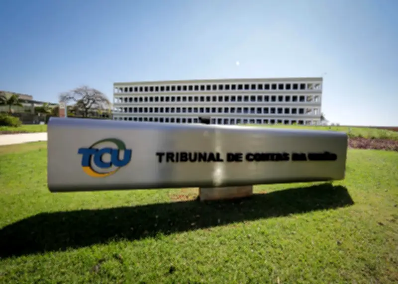 TCU aprova com ressalvas contas de Lula de 2025; riscos com estatais e despesas fora do orçamento são destaques