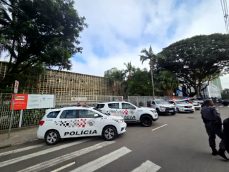 Tensão marca primeiro dia de julgamento de PMs no caso Gritzbach