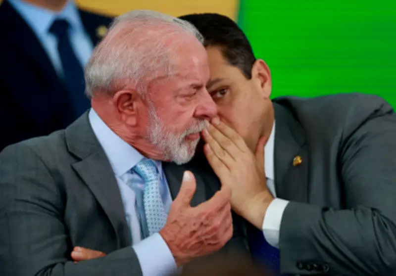 Teresa Leitão assume liderança no Senado e enfrenta desafios com pautas-bomba e Alcolumbre